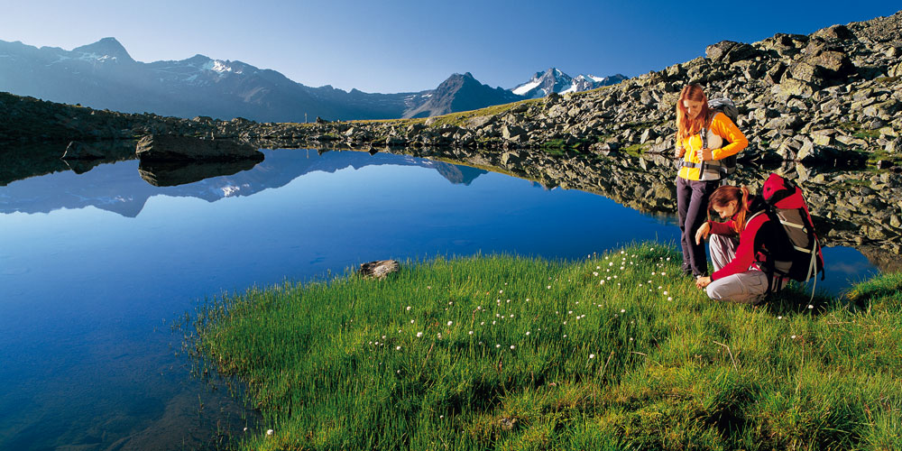 Kristallklarer Bergsee